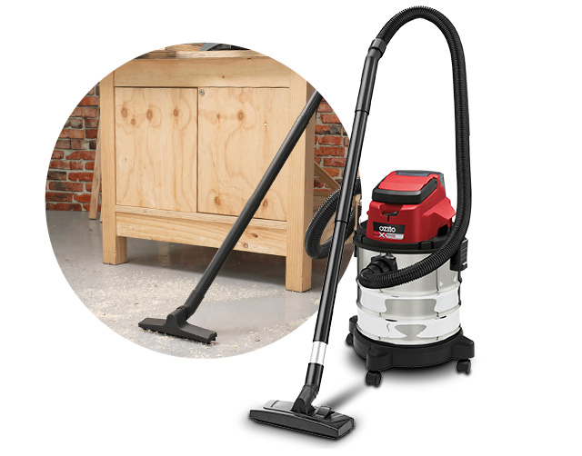 A wet dry vacuum cleaner